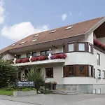 Beurener Hof 3*