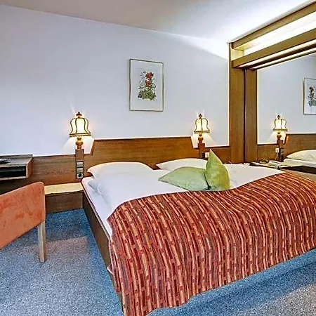 Beurener Hof 3*